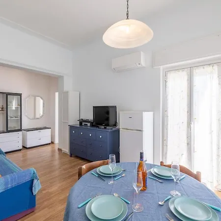 Seahouse Fronte Mare Con Terrazza Vista Mare * Диано-Марина