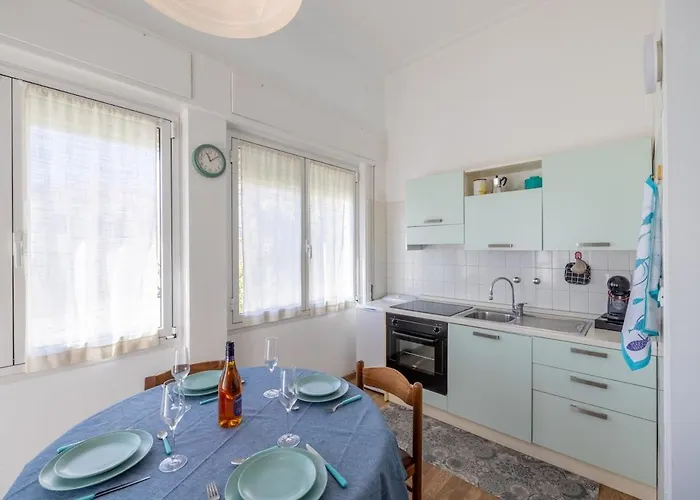 Apartment Seahouse Fronte Mare Con Terrazza Vista Mare